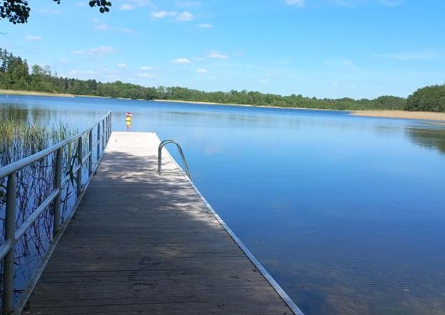 Badestelle am Moderfitzsee in Himmelpfort, Foto: Rhea Knaak, Lizenz: REGiO-Nord Badestelle am Moderfitzsee in Himmelpfort, Foto: Rhea Knaak, Lizenz: REGiO-Nord