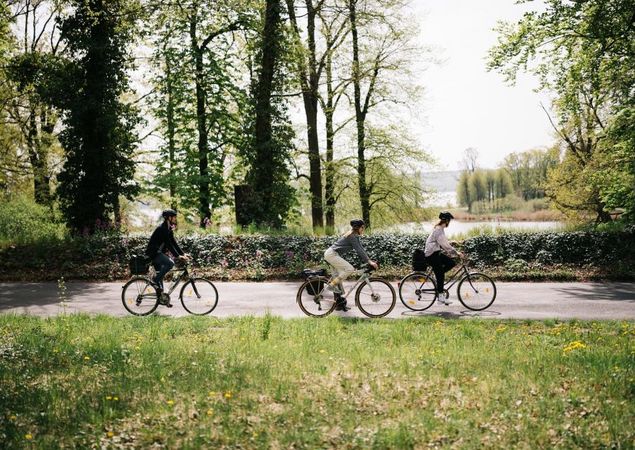 Radfahrer in Petzow, Foto: Steven Ritzer, Lizenz: Tourismusverband Havelland e.V.