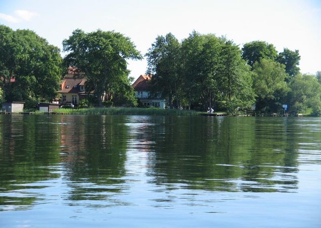 Blick auf Wohnhaus mit Ferienwohnungn, Foto: Gönner