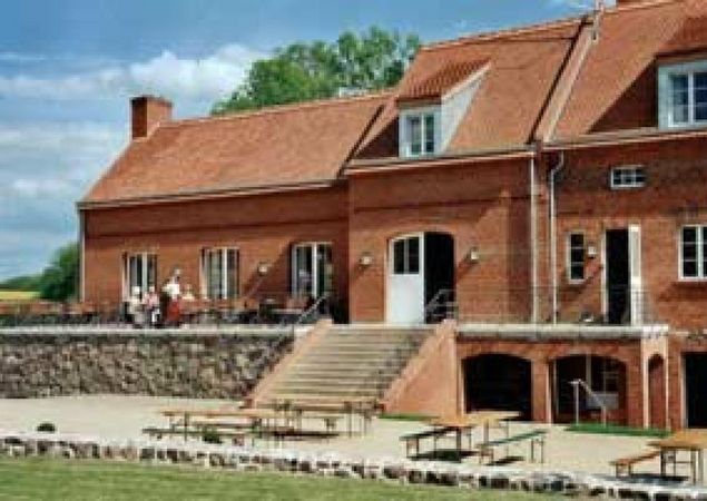 Schlosswirt Meseberg Hausansicht, Foto: Tourismusverband Ruppiner Seenland e.V., Lizenz: Tourismusverband Ruppiner Seenland e.V.