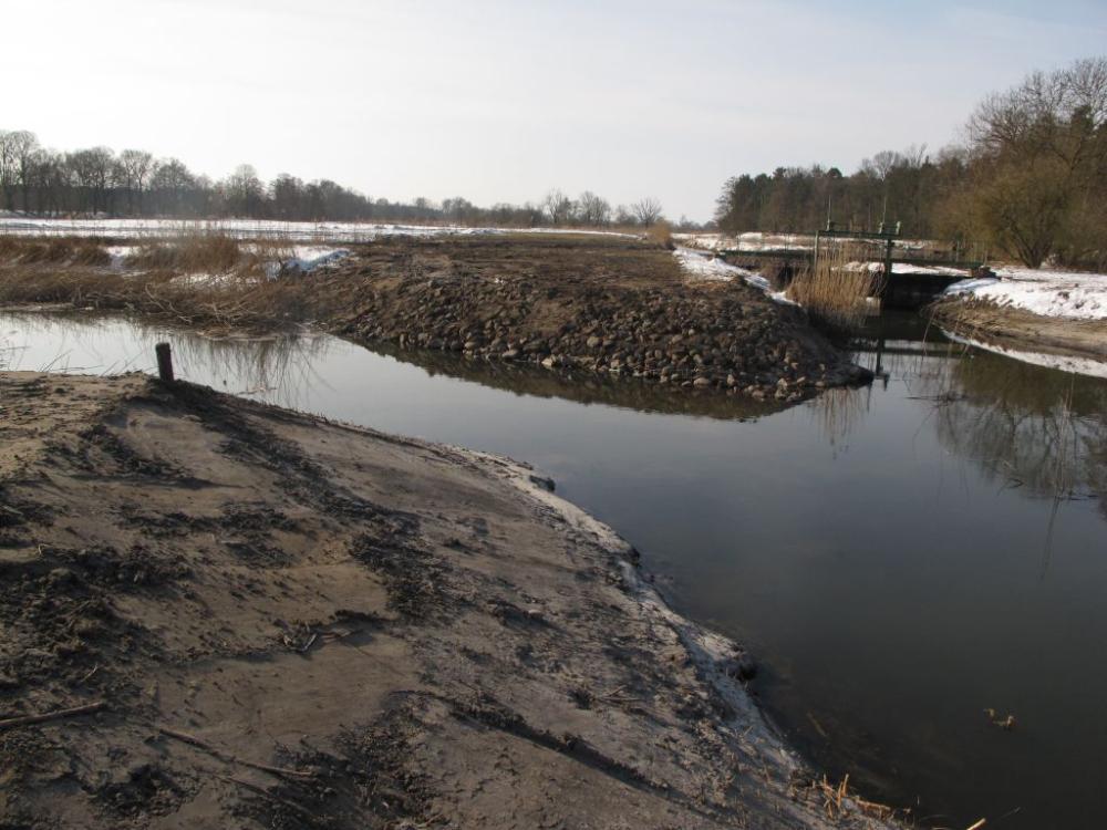 Blick auf das Wehr Krewelin Foto: LUGV, L. Landgraf