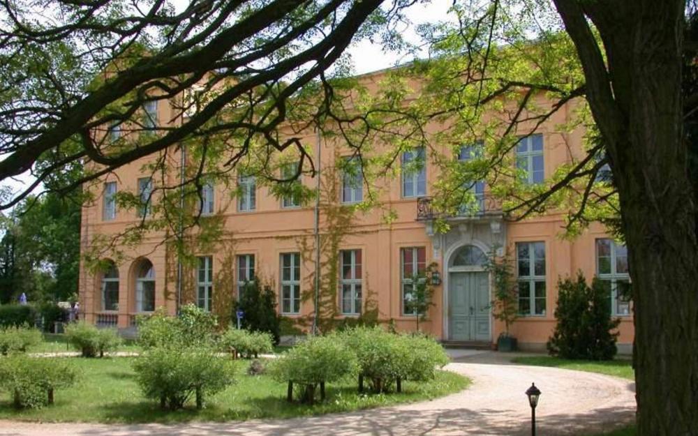 Außenansicht, Foto: Schloss Ziethen, Foto: Schloss Ziethen, Lizenz: Schloss Ziethen Außenansicht, Foto: Schloss Ziethen, Foto: Schloss Ziethen, Lizenz: Schloss Ziethen