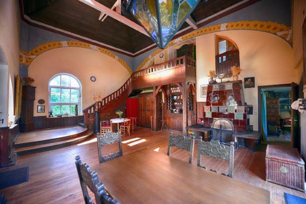Eulenhaus Halle, Foto: Suzanne Jones, Lizenz: Suzanne Jones Eulenhaus Halle, Foto: Suzanne Jones, Lizenz: Suzanne Jones