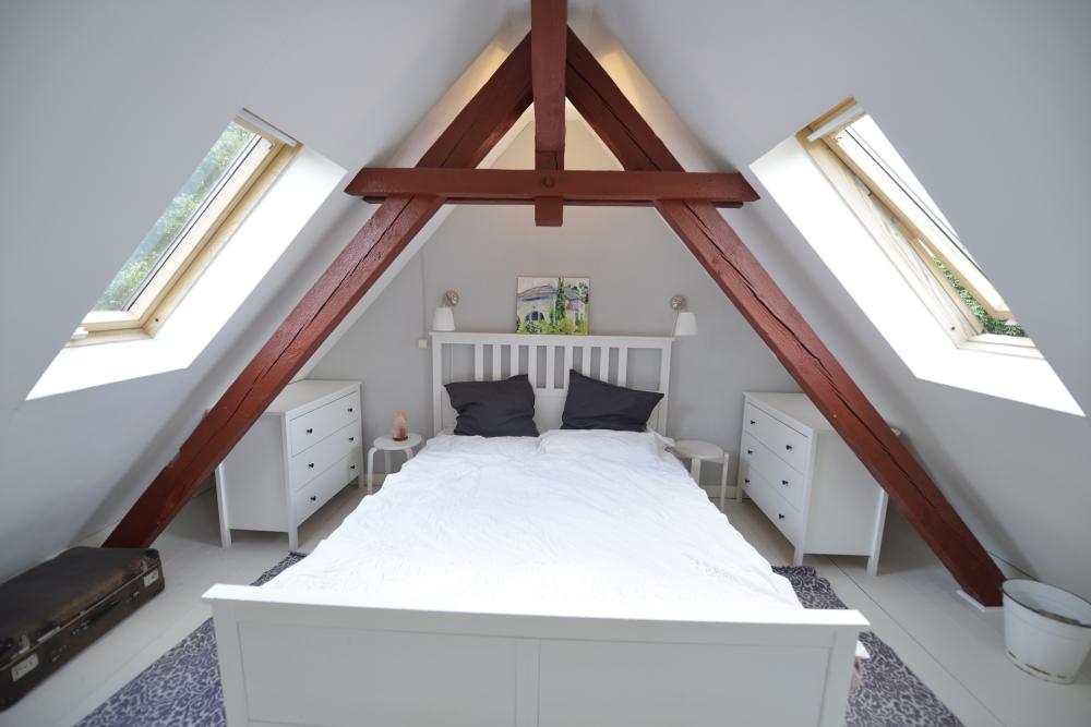 Dachzimmer, Foto: Suzanne Jones, Lizenz: Suzanne Jones Dachzimmer, Foto: Suzanne Jones, Lizenz: Suzanne Jones